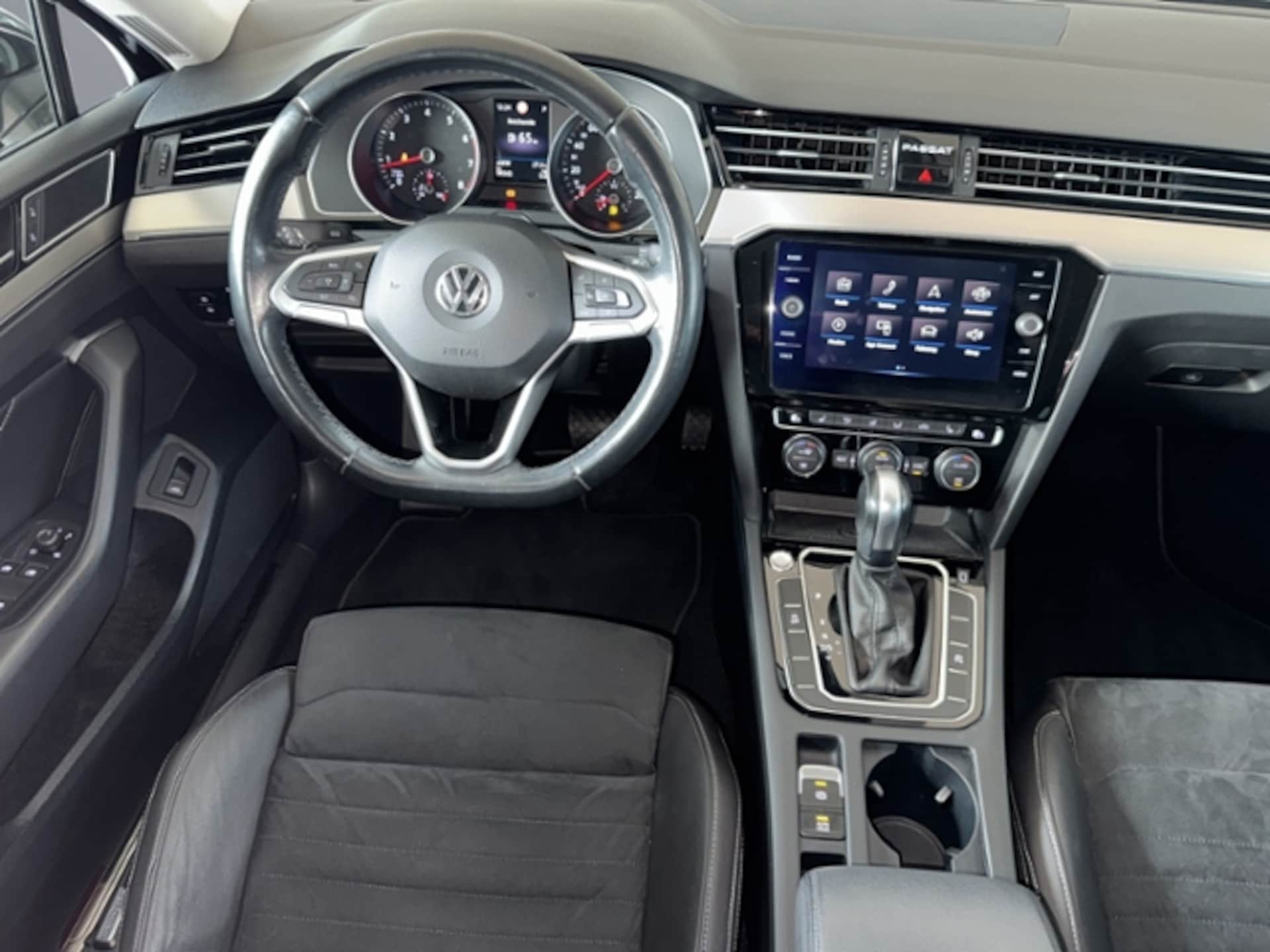 Volkswagen Passat Variant Elegance