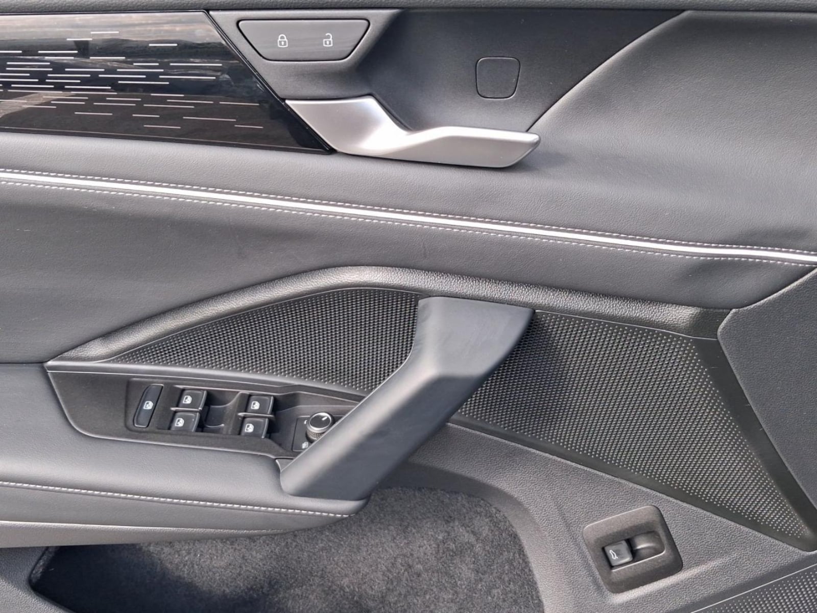 Volkswagen Tiguan – Bild 7