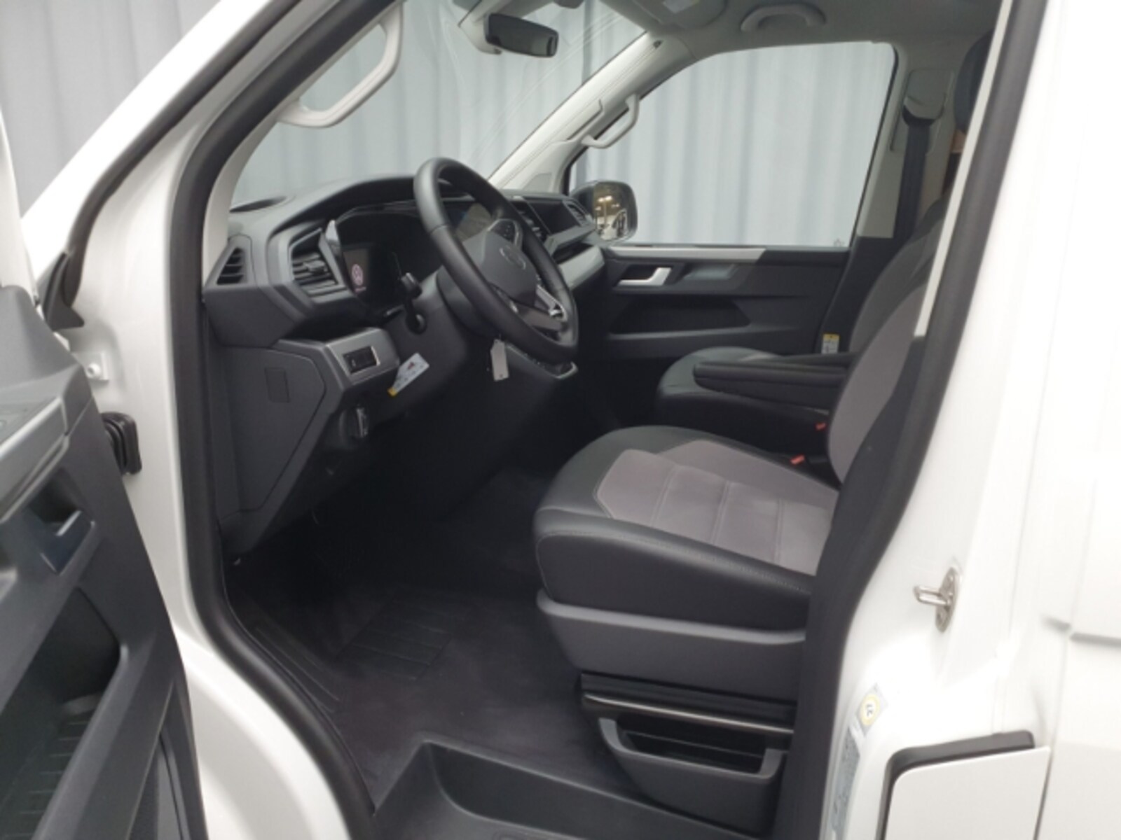 Volkswagen T6.1 California – Bild 7