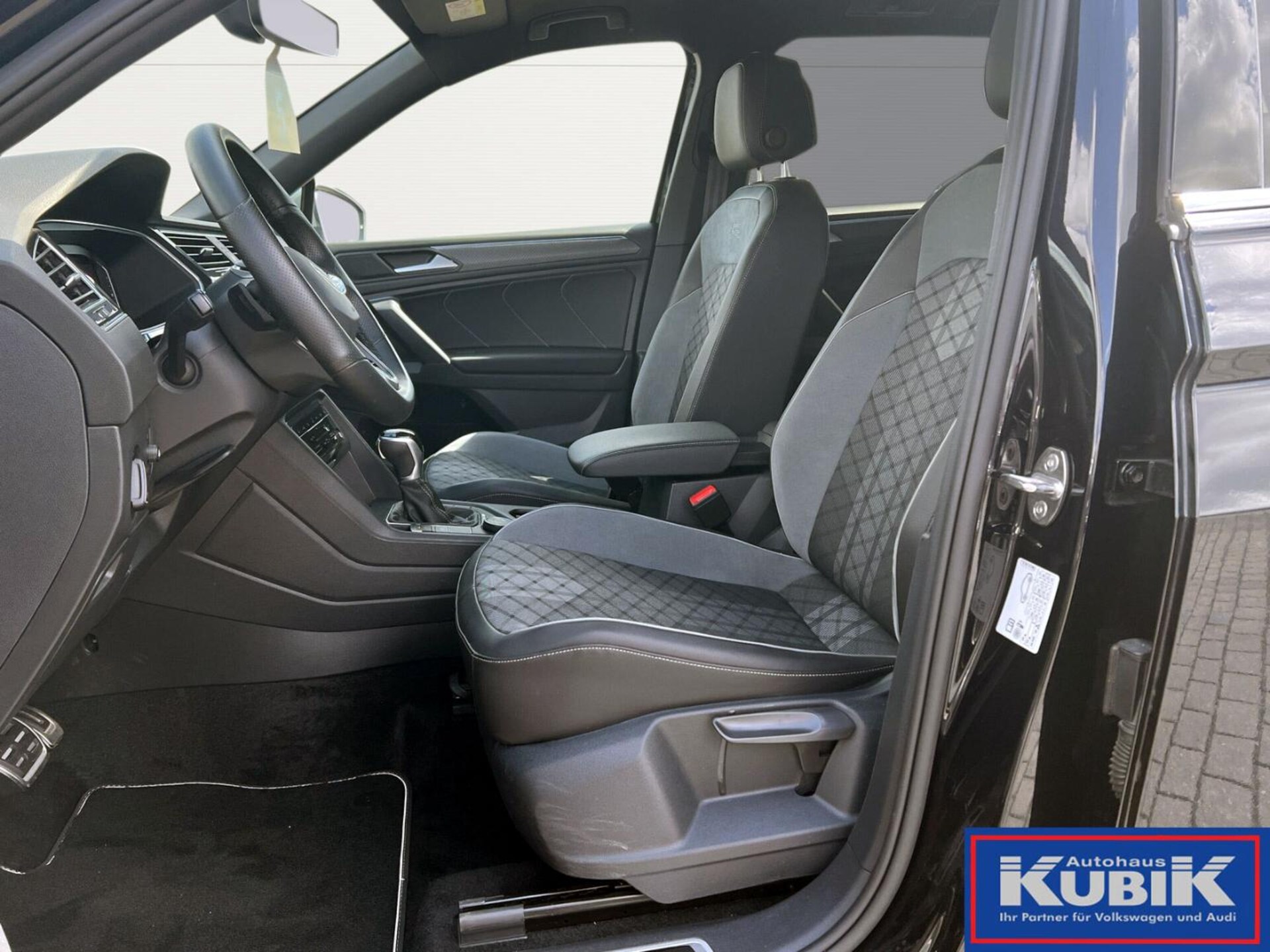 Volkswagen Tiguan Allspace R-Line