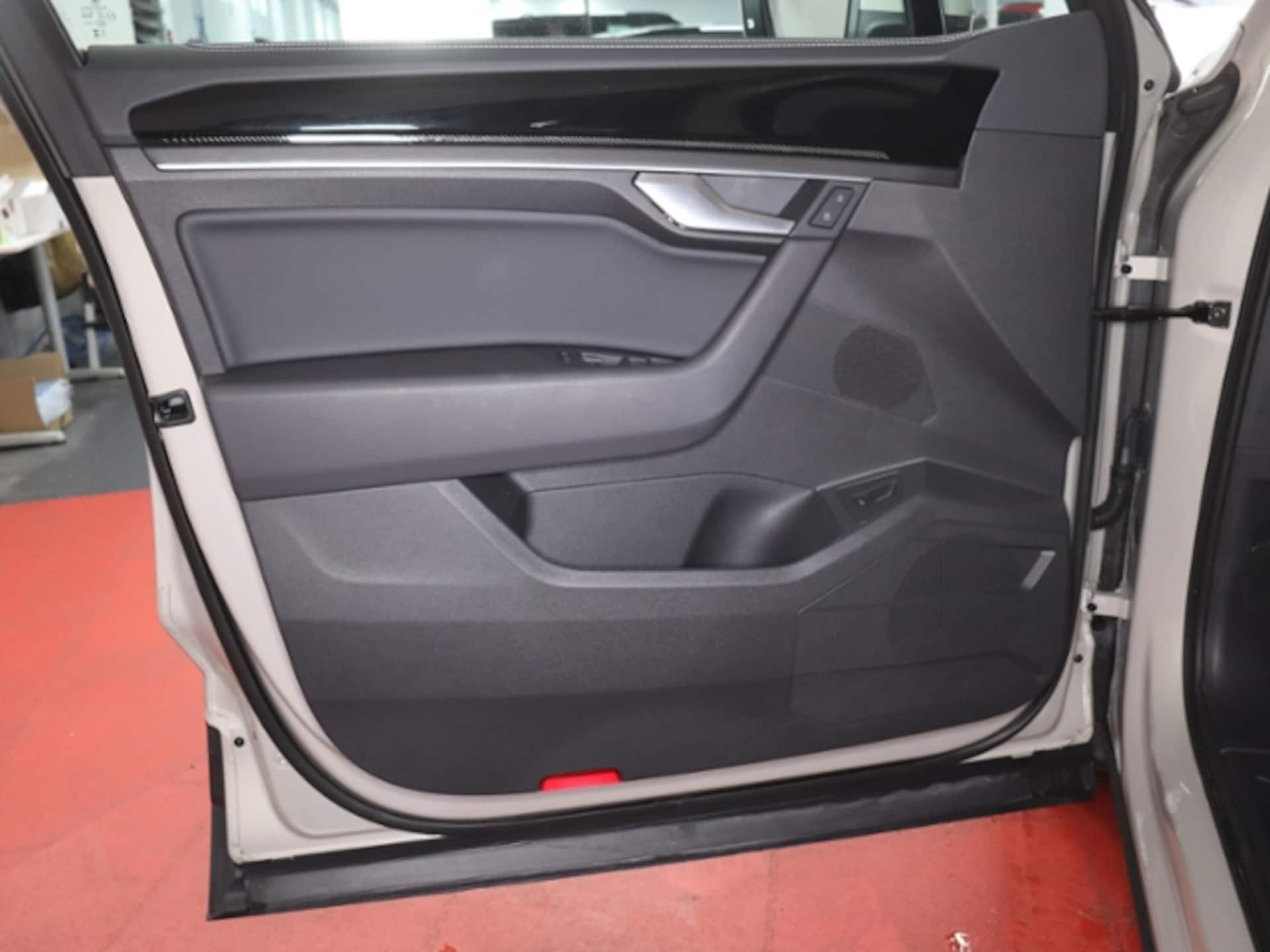 Volkswagen Touareg Basis-Modell