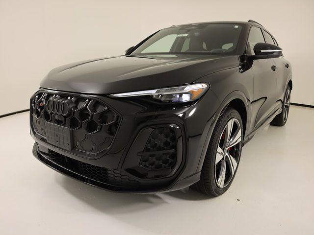2026 Audi SQ5 Prestige quattro's photo
