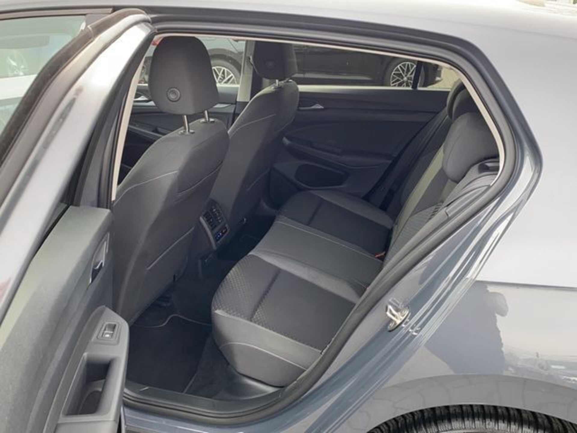 Volkswagen Golf Active