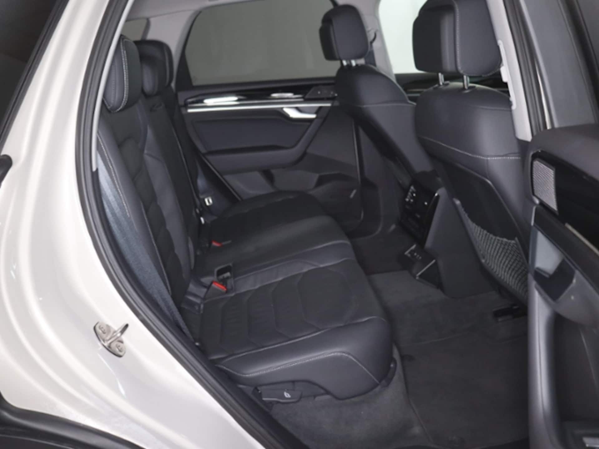Volkswagen Touareg Basis-Modell