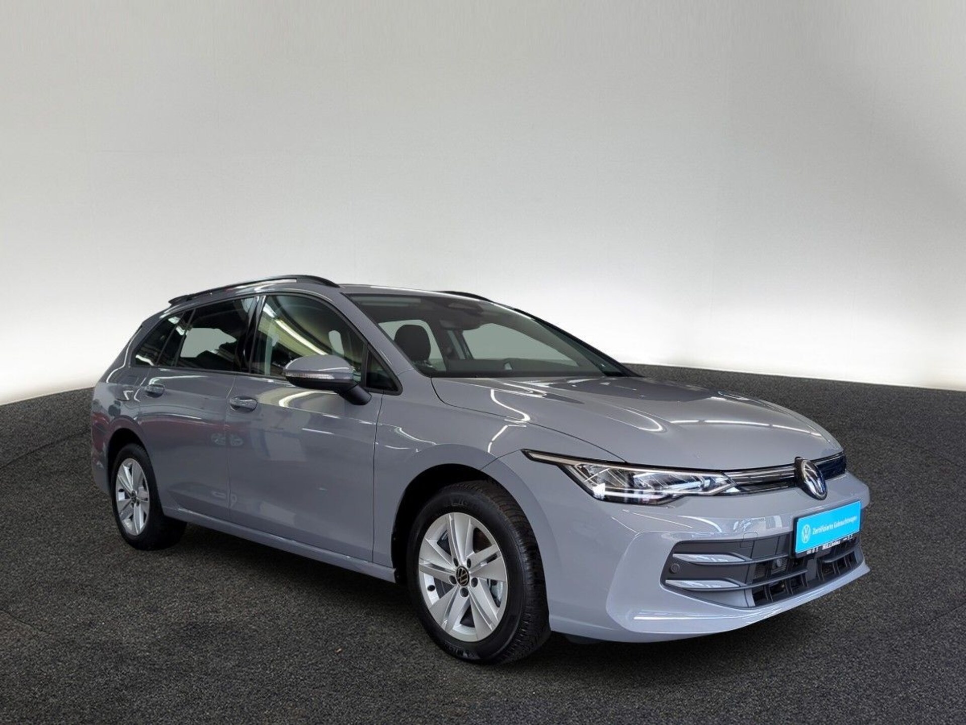 Volkswagen Golf Variant Life