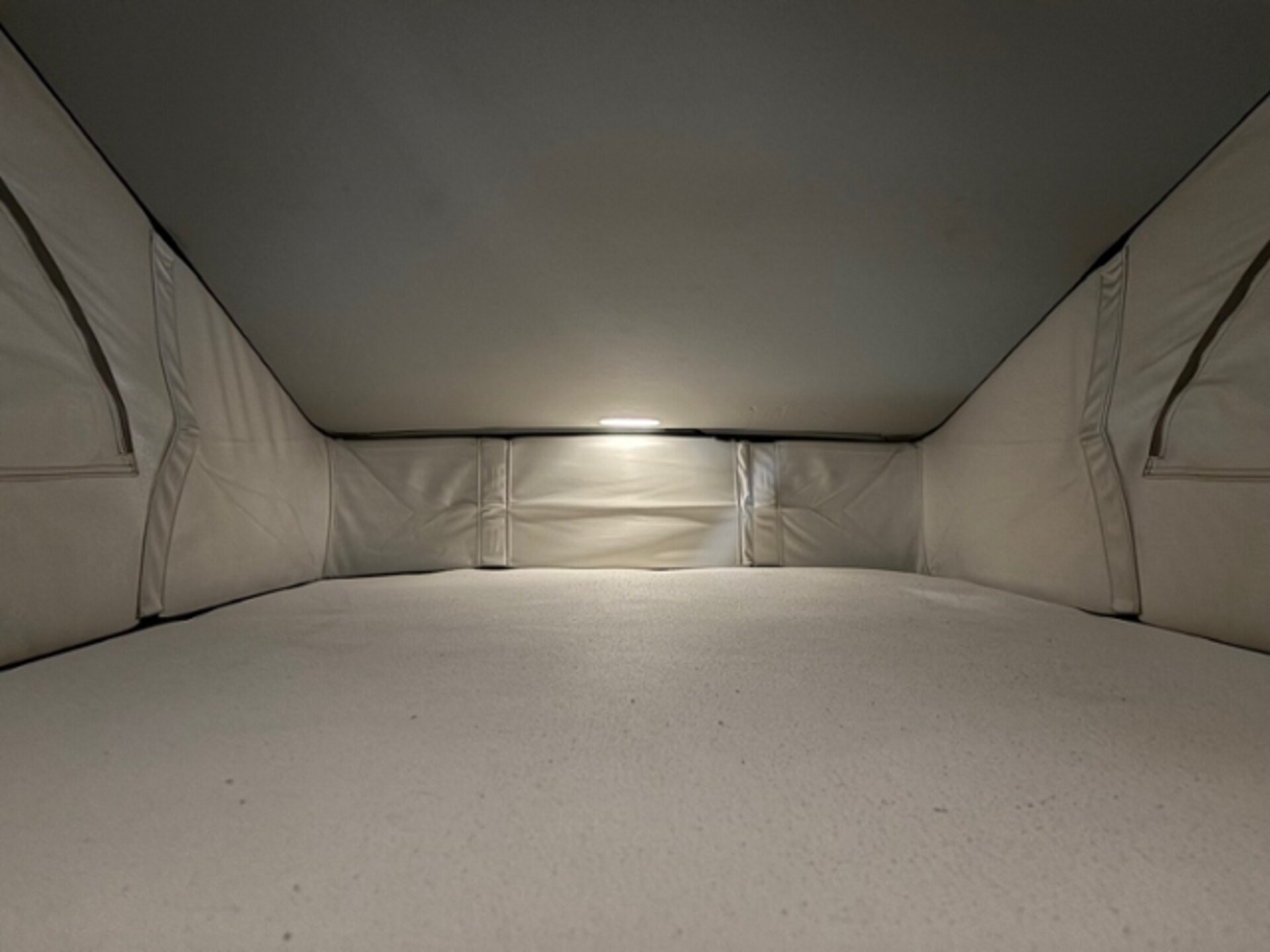 Volkswagen T6.1 California Beach