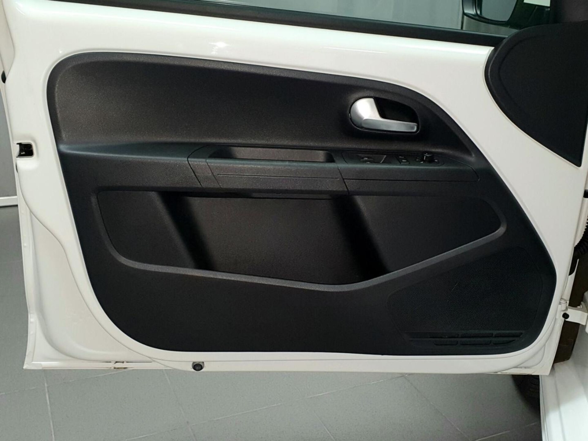 Volkswagen e-up! Style "Plus"