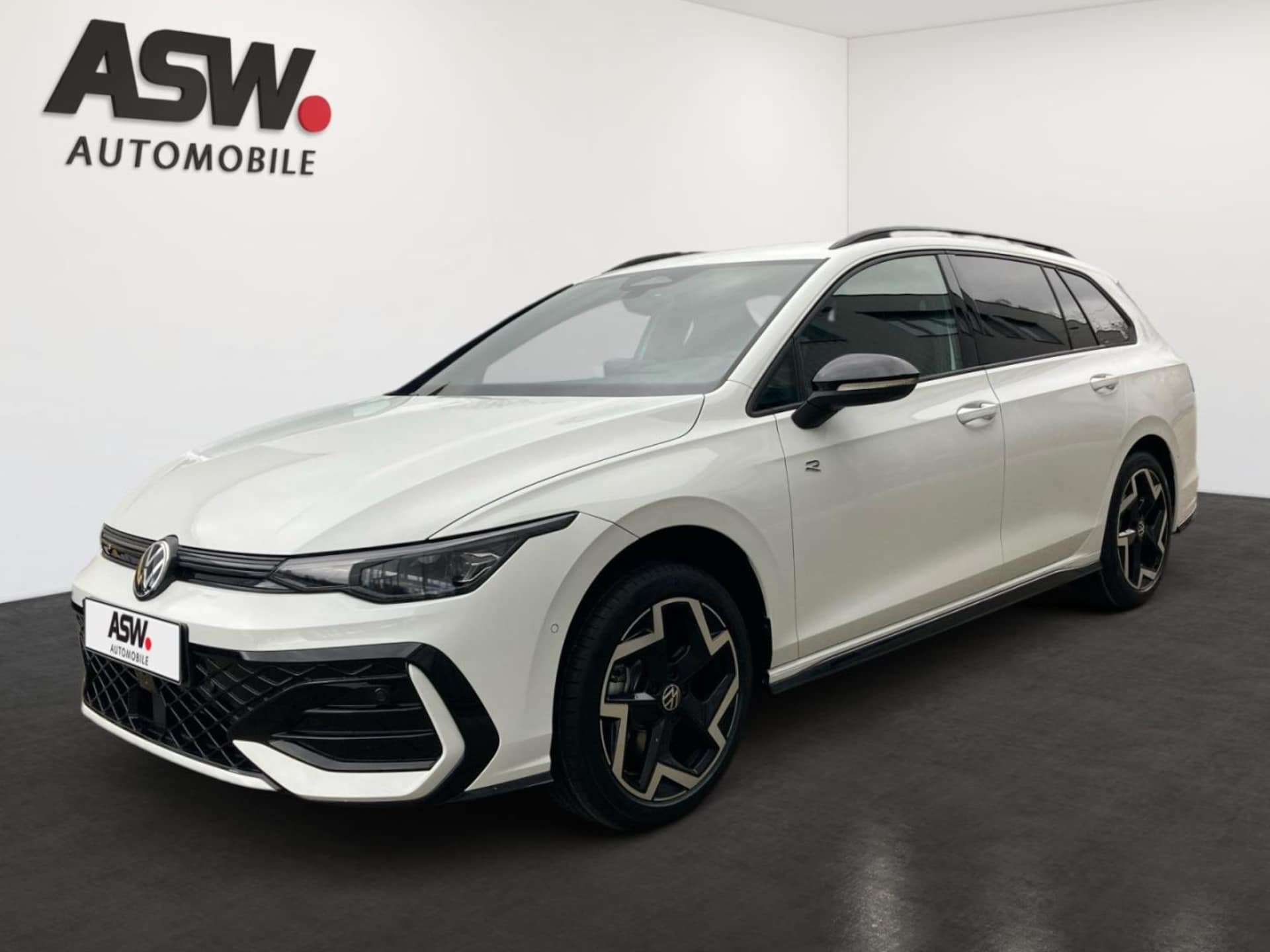 Volkswagen Golf Variant R-Line