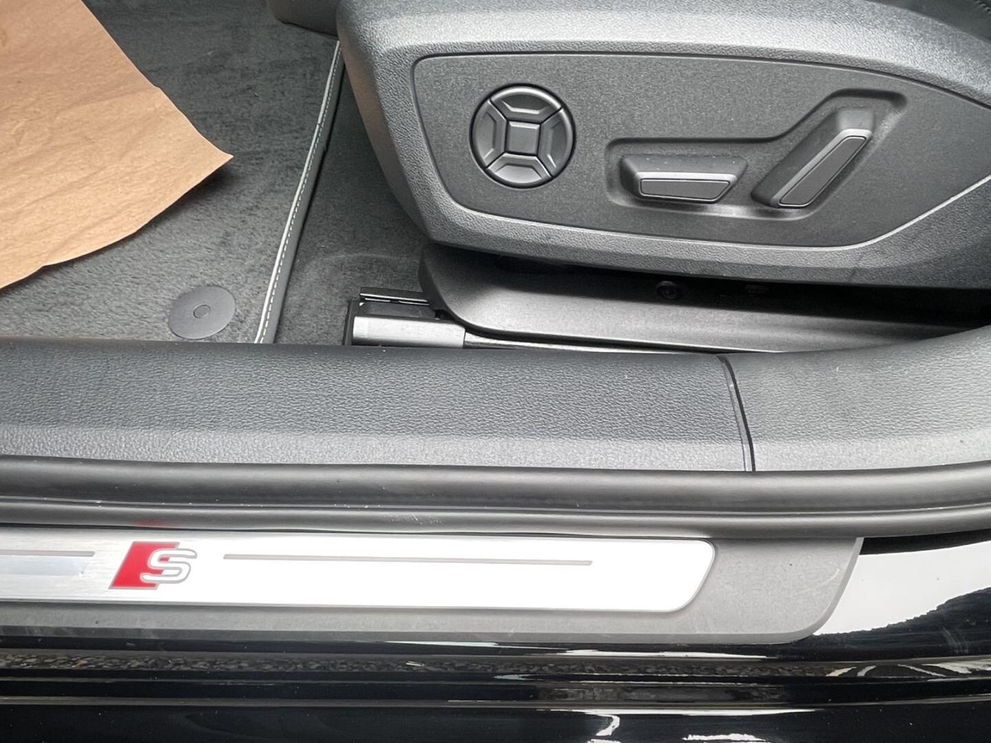 Bild über Audi S6 Limousine TDI quattro tiptronic - für weitere Informationen kontaktieren Sie den Audi Partner