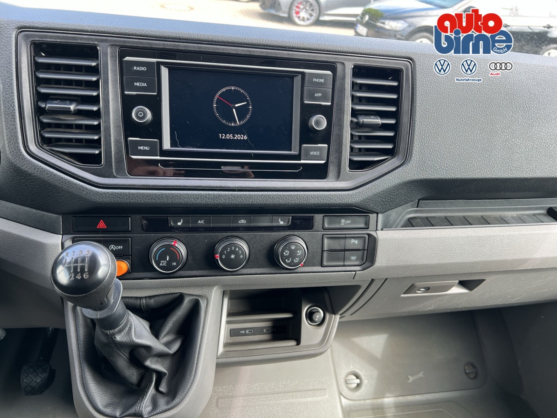 Volkswagen Crafter Kasten mittlerer Radstand
