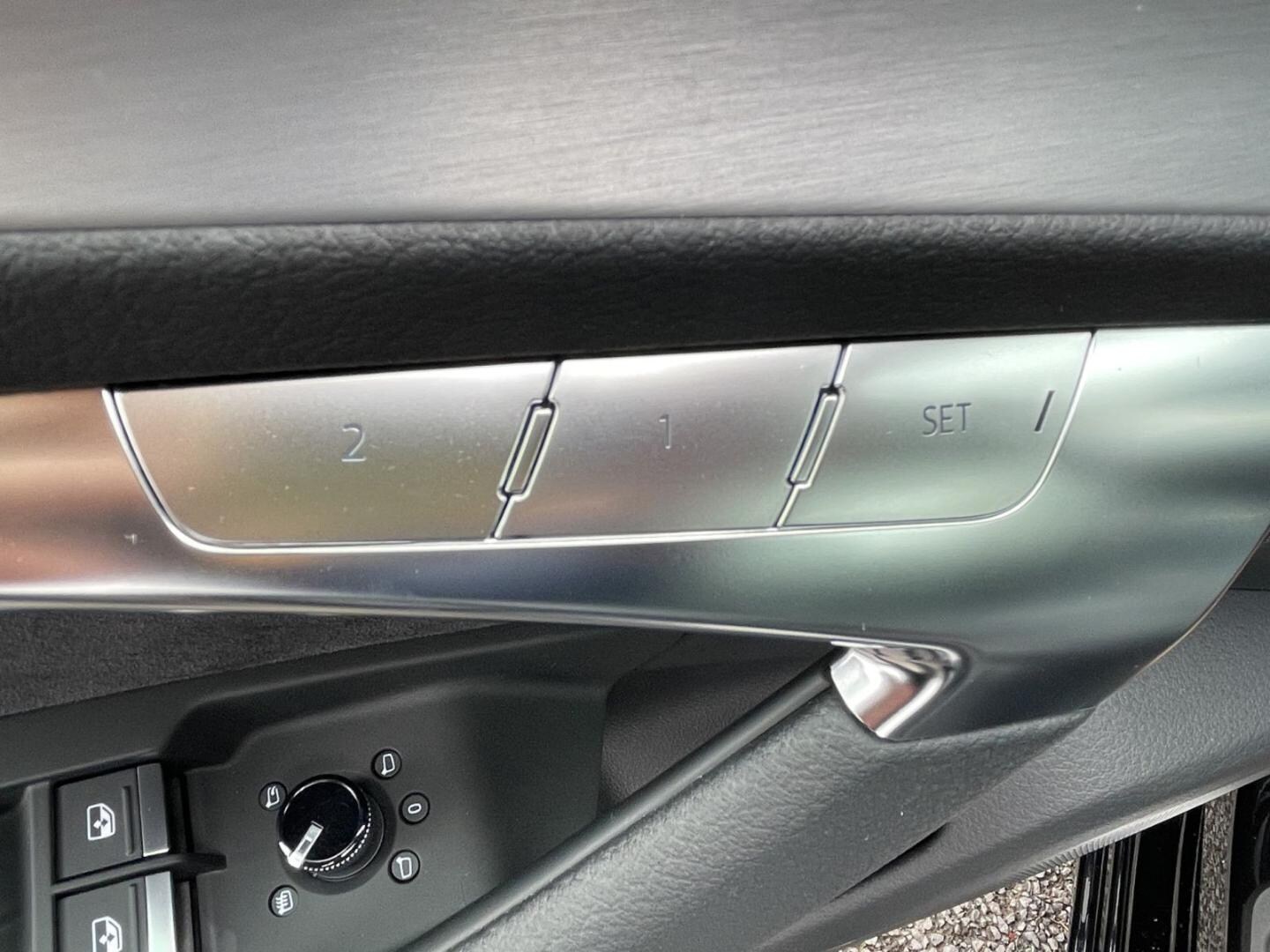 Bild über Audi S6 Limousine TDI quattro tiptronic - für weitere Informationen kontaktieren Sie den Audi Partner