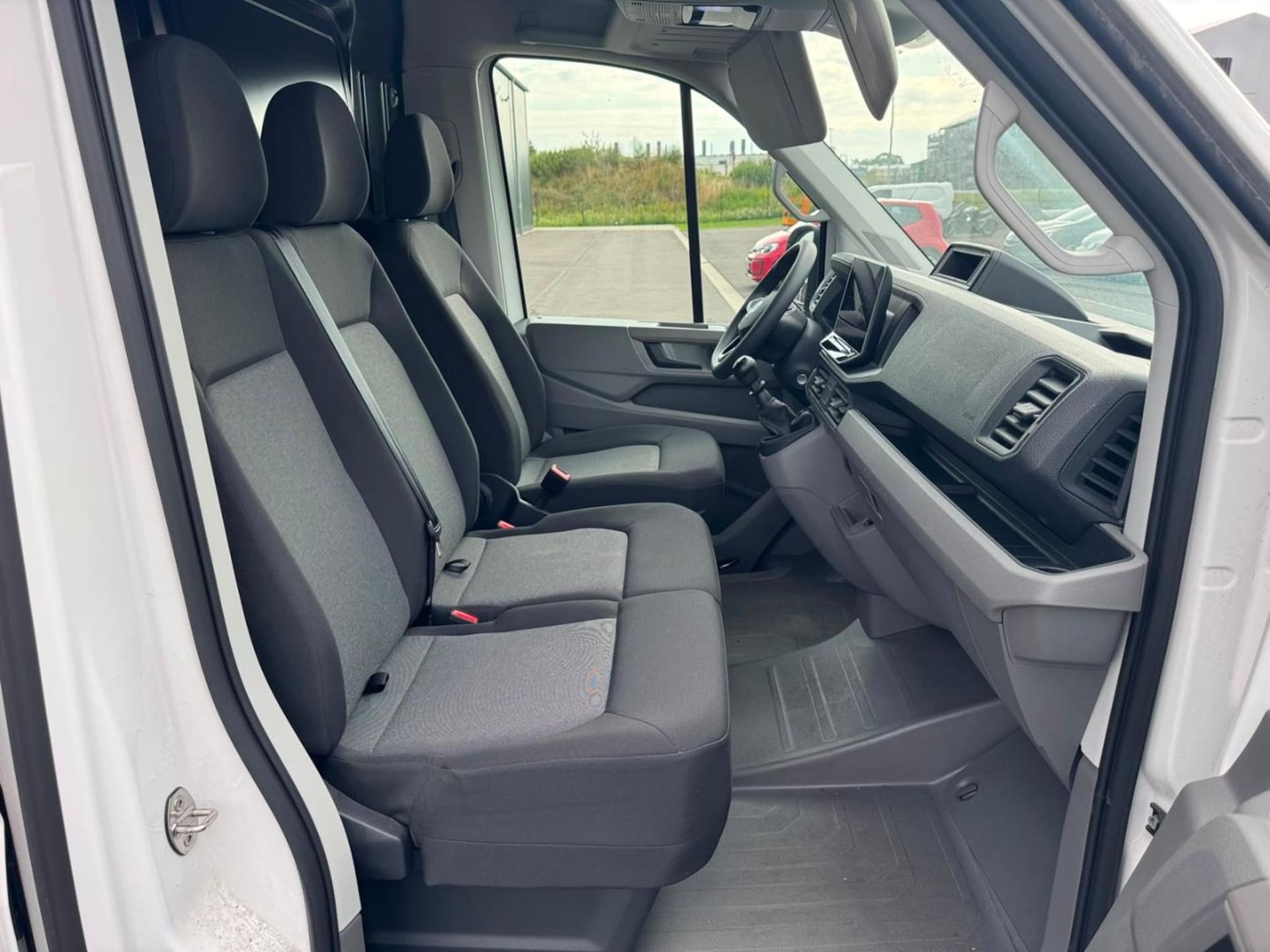 Volkswagen Crafter Kasten langer Radstand