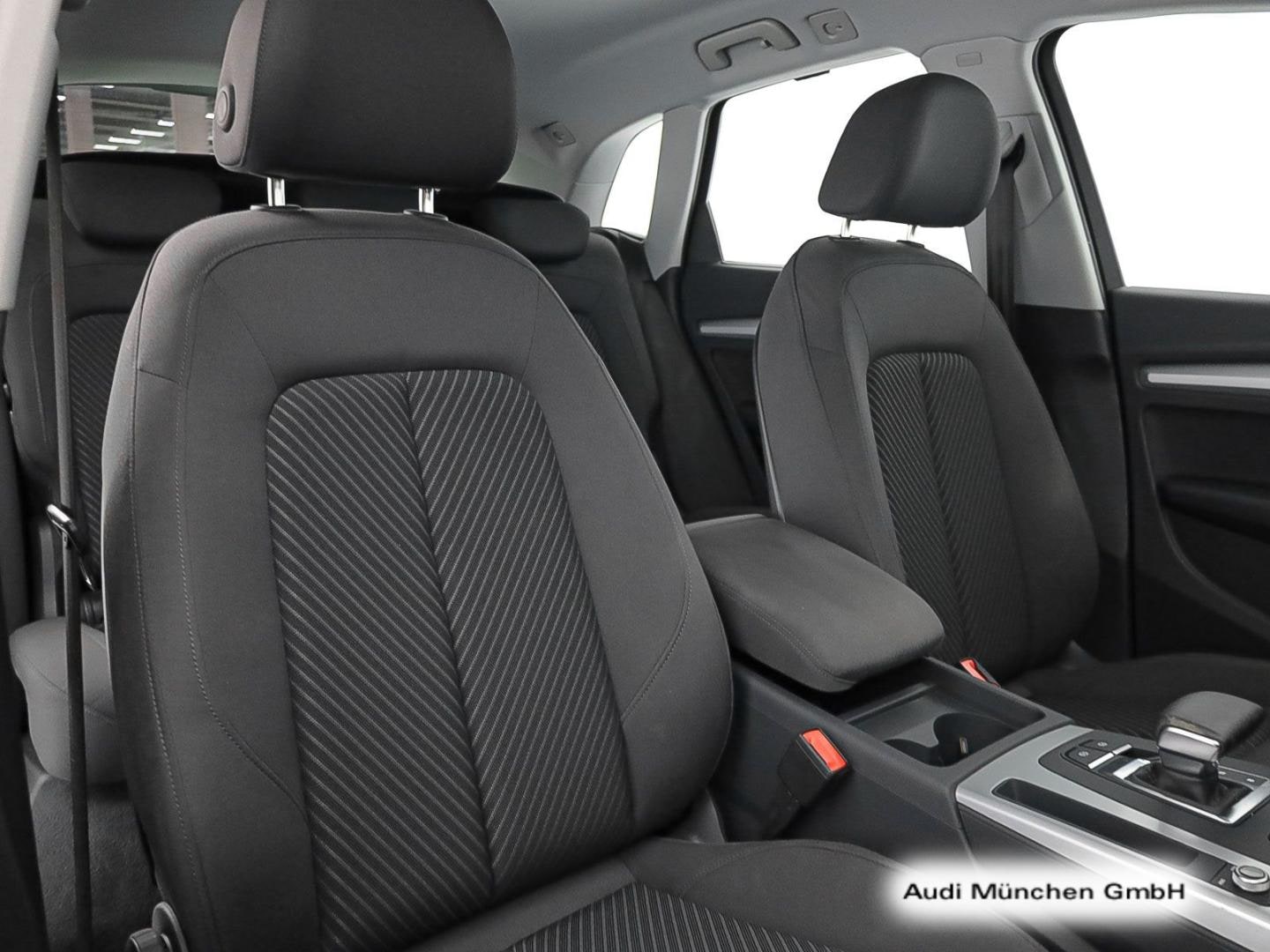 Bild über Audi Q5 TFSI e 50 TFSI e quattro S tronic - für weitere Informationen kontaktieren Sie den Audi Partner