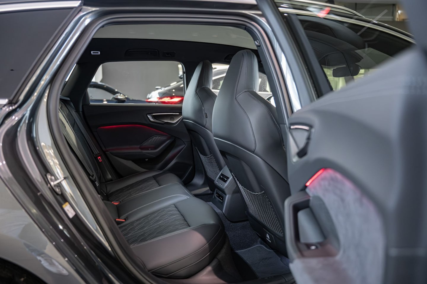 Bild über Audi S5 Avant TFSI 270 kW S tronic - für weitere Informationen kontaktieren Sie den Audi Partner