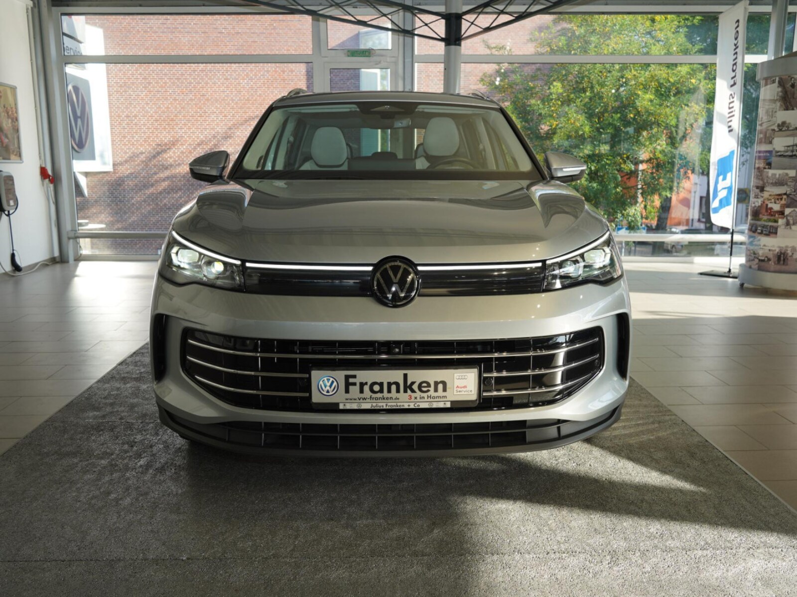Volkswagen Tiguan – Bild 9