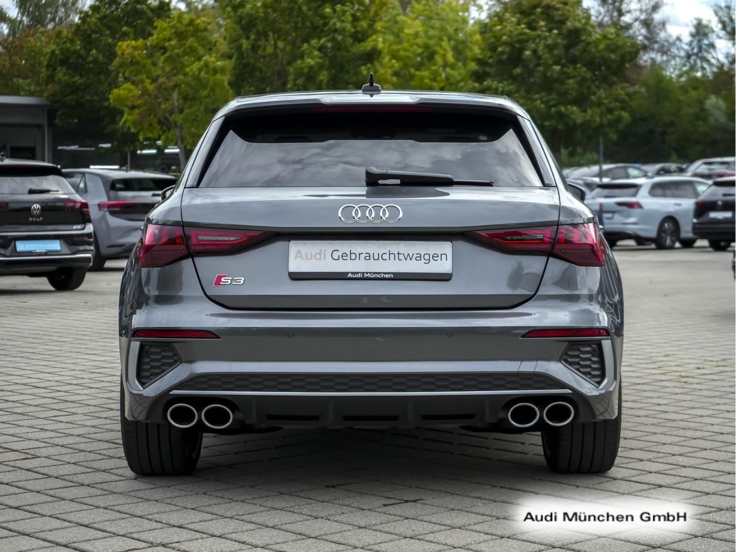 Bild über Audi S3 Sportback TFSI quattro S tronic - für weitere Informationen kontaktieren Sie den Audi Partner