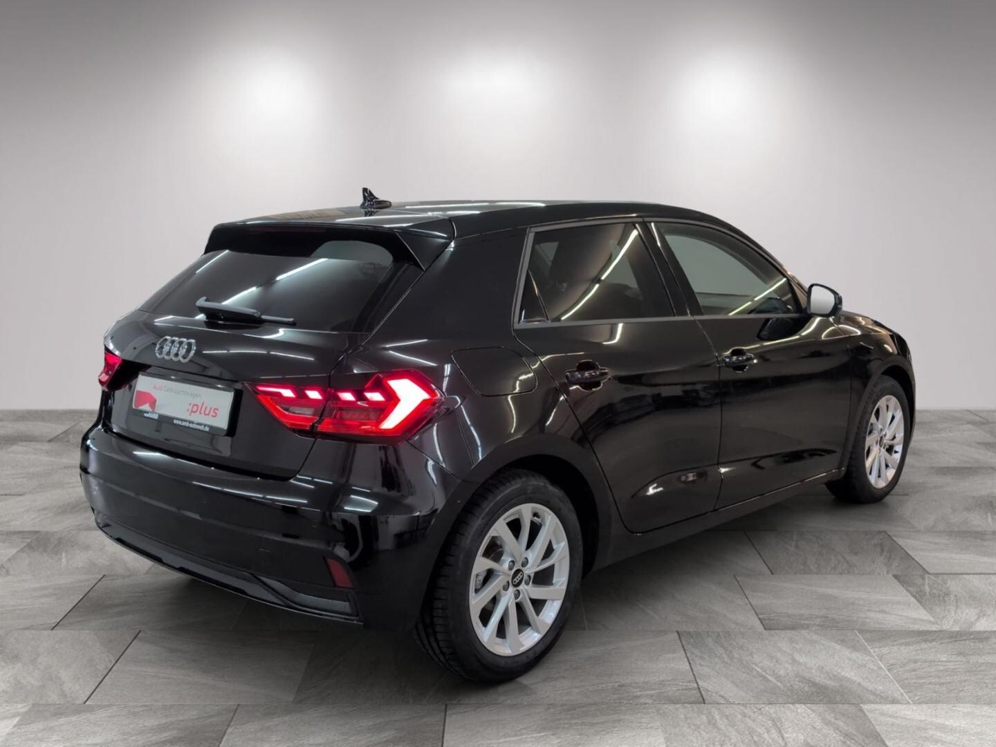 Bild über Audi A1 Sportback advanced 30 TFSI Schaltgetriebe - für weitere Informationen kontaktieren Sie den Audi Partner