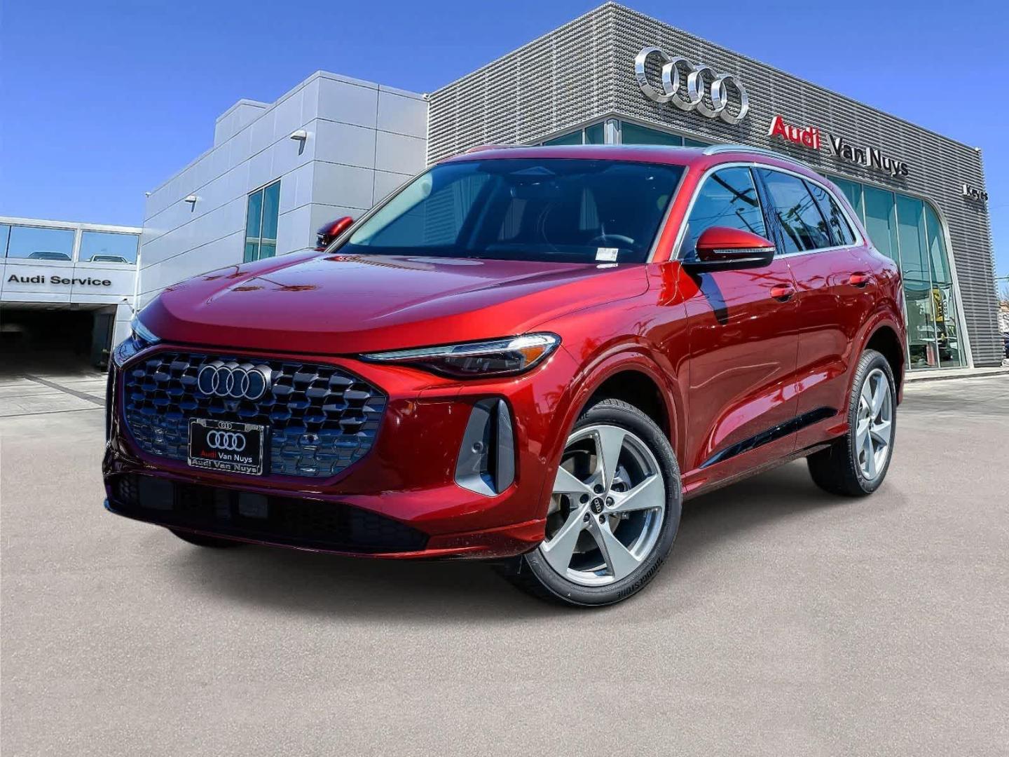2025 Audi Q5 40 Premium Plus's photo