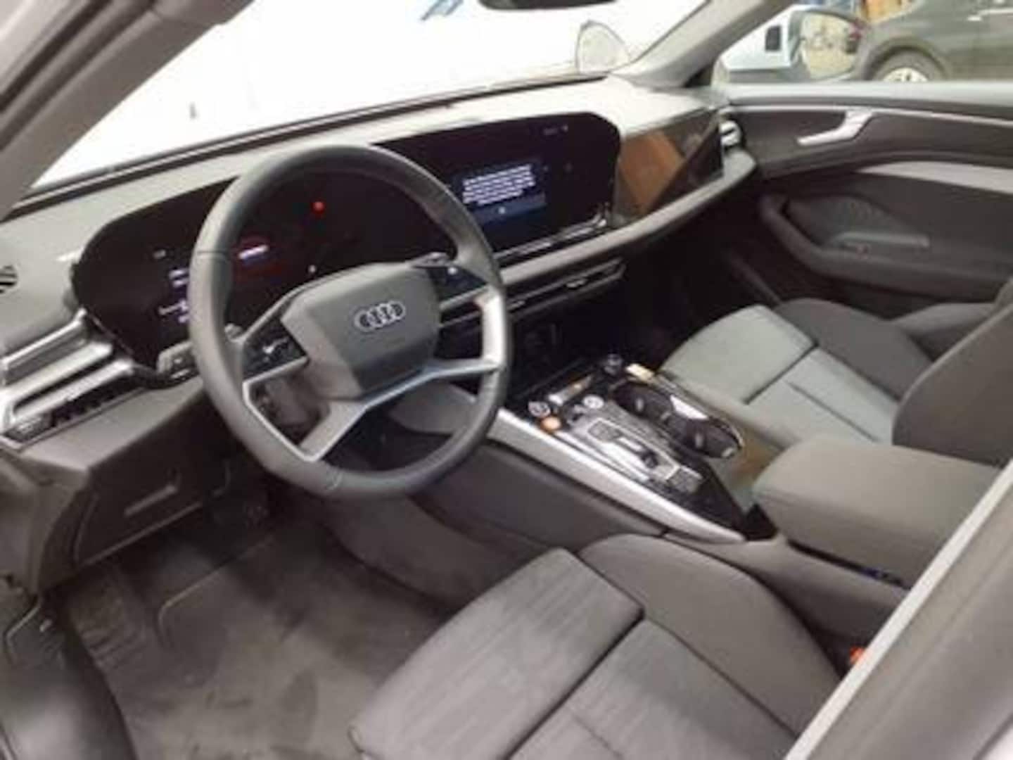Bild über Audi A6 Avant TDI quattro 150 kW S tronic - für weitere Informationen kontaktieren Sie den Audi Partner