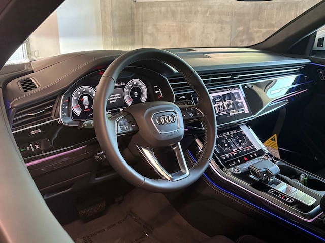 2026 Audi Q8