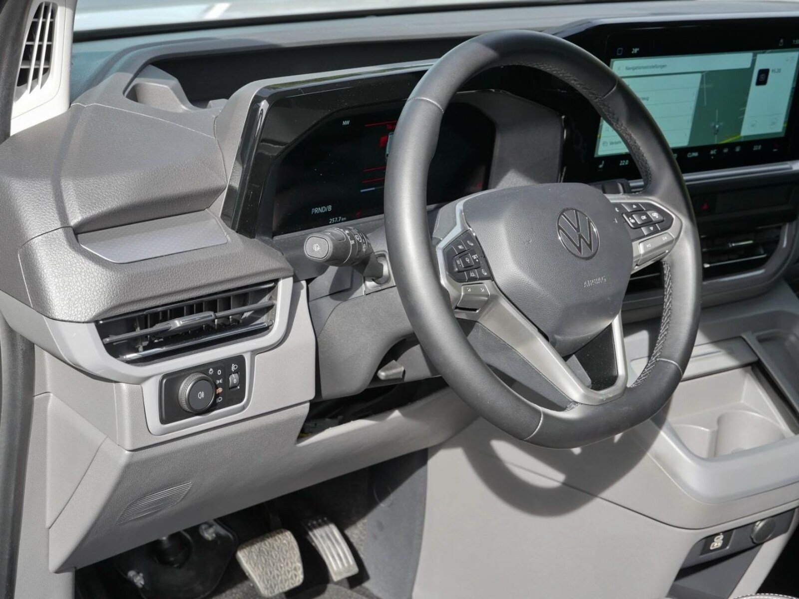 Volkswagen e-Caravelle Langer Radstand – Bild 19
