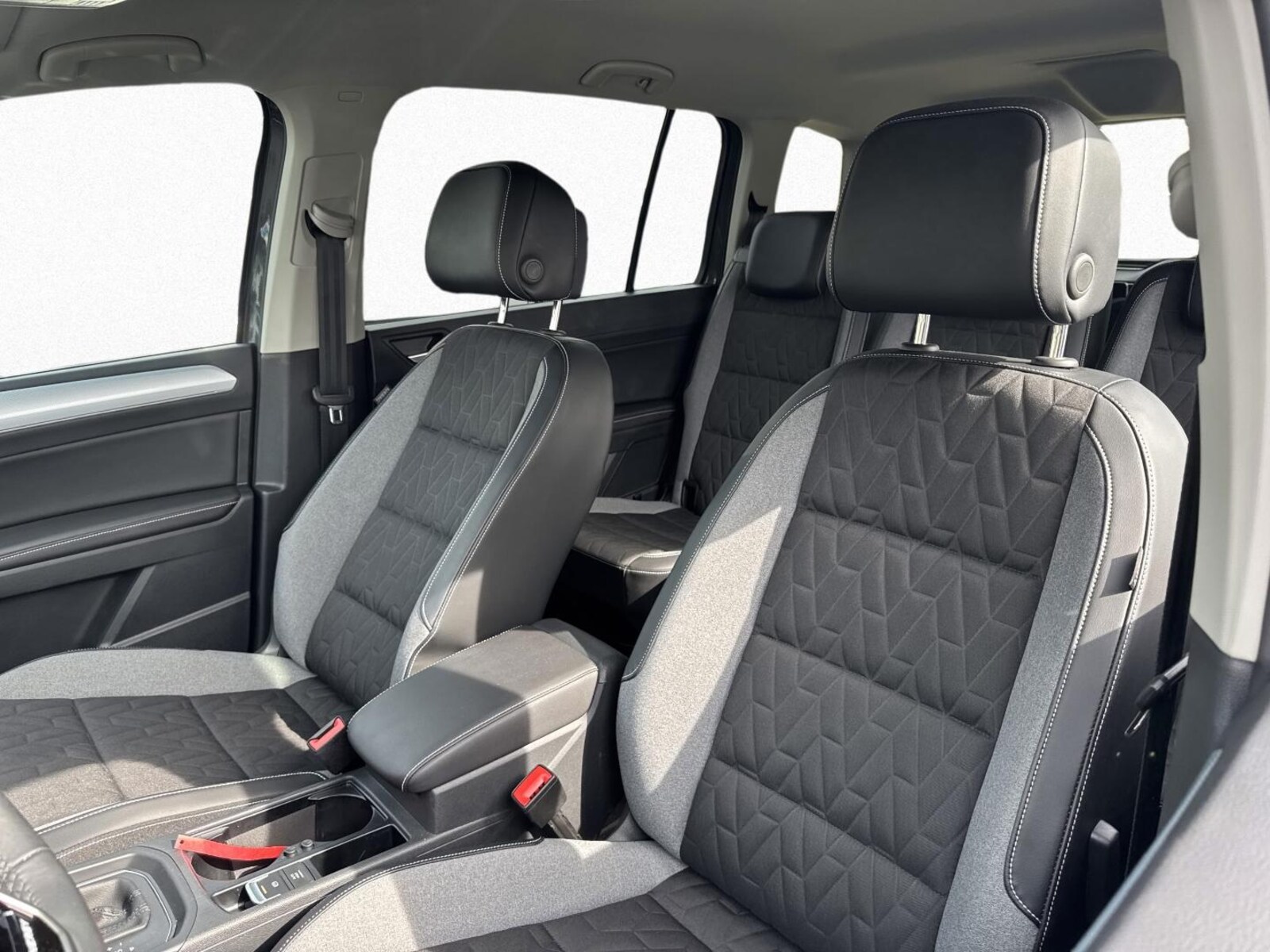 Volkswagen Touran – Bild 12