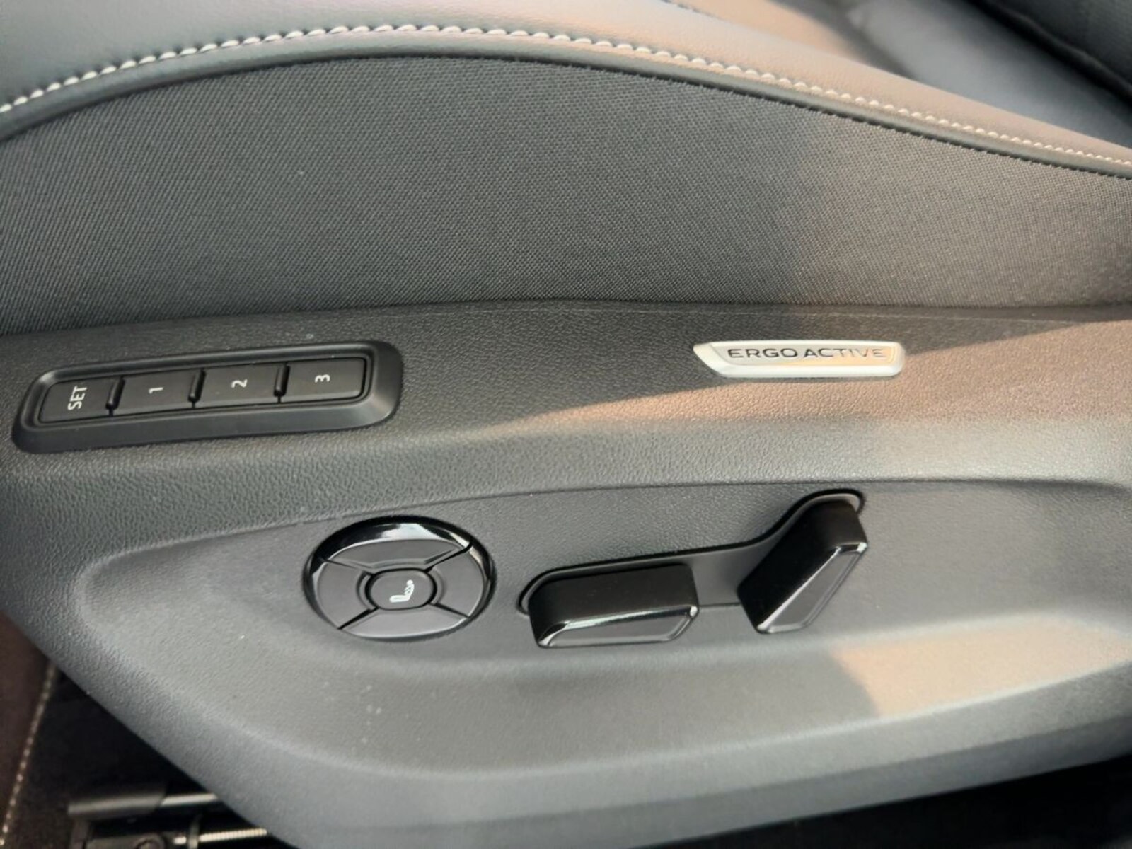Volkswagen Tiguan – Bild 14
