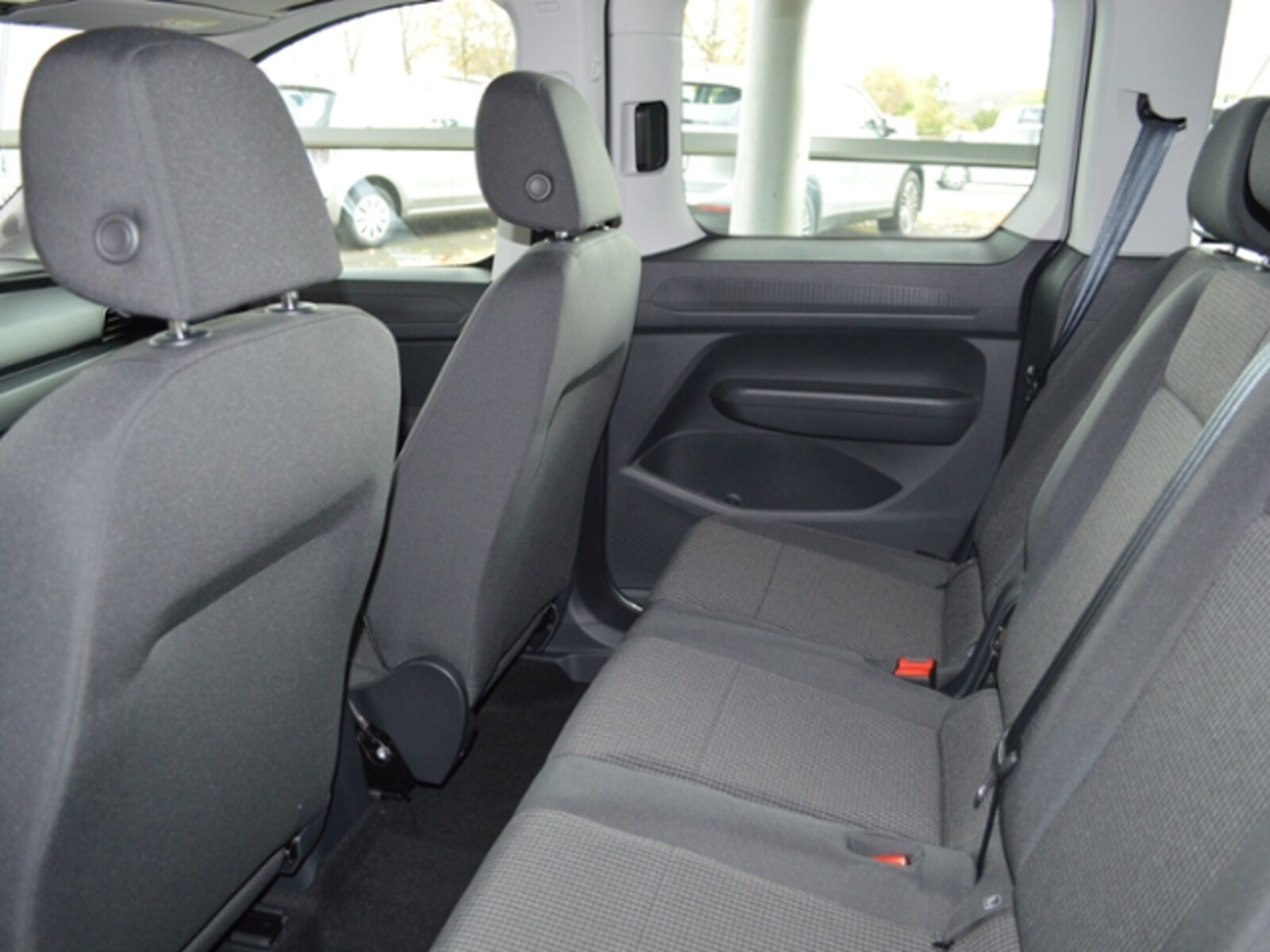 Volkswagen Caddy – Bild 9