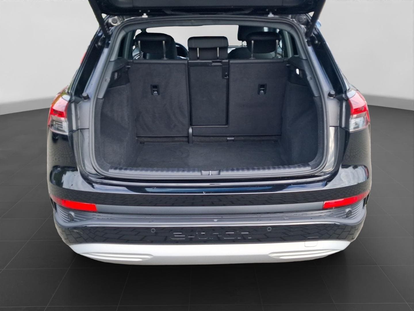 Bild über Audi Q4 e-tron 40 e-tron - für weitere Informationen kontaktieren Sie den Audi Partner