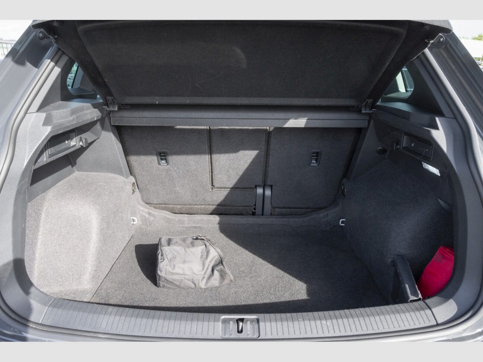 Volkswagen Tiguan – Bild 6