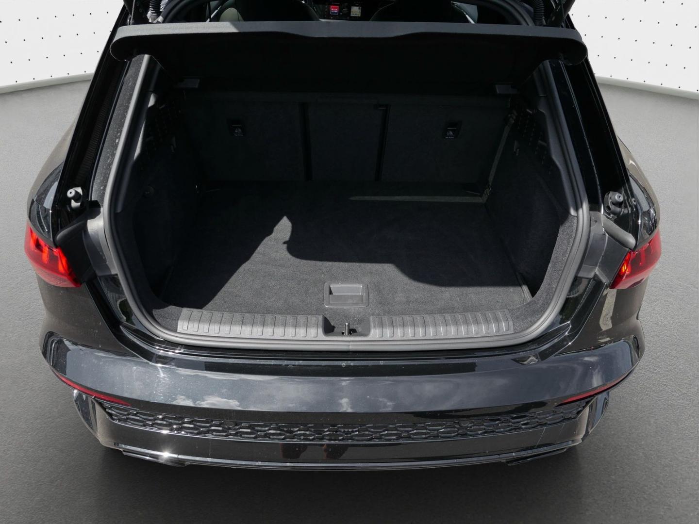 Image about Audi RS 3 Sportback TFSI quattro S tronic