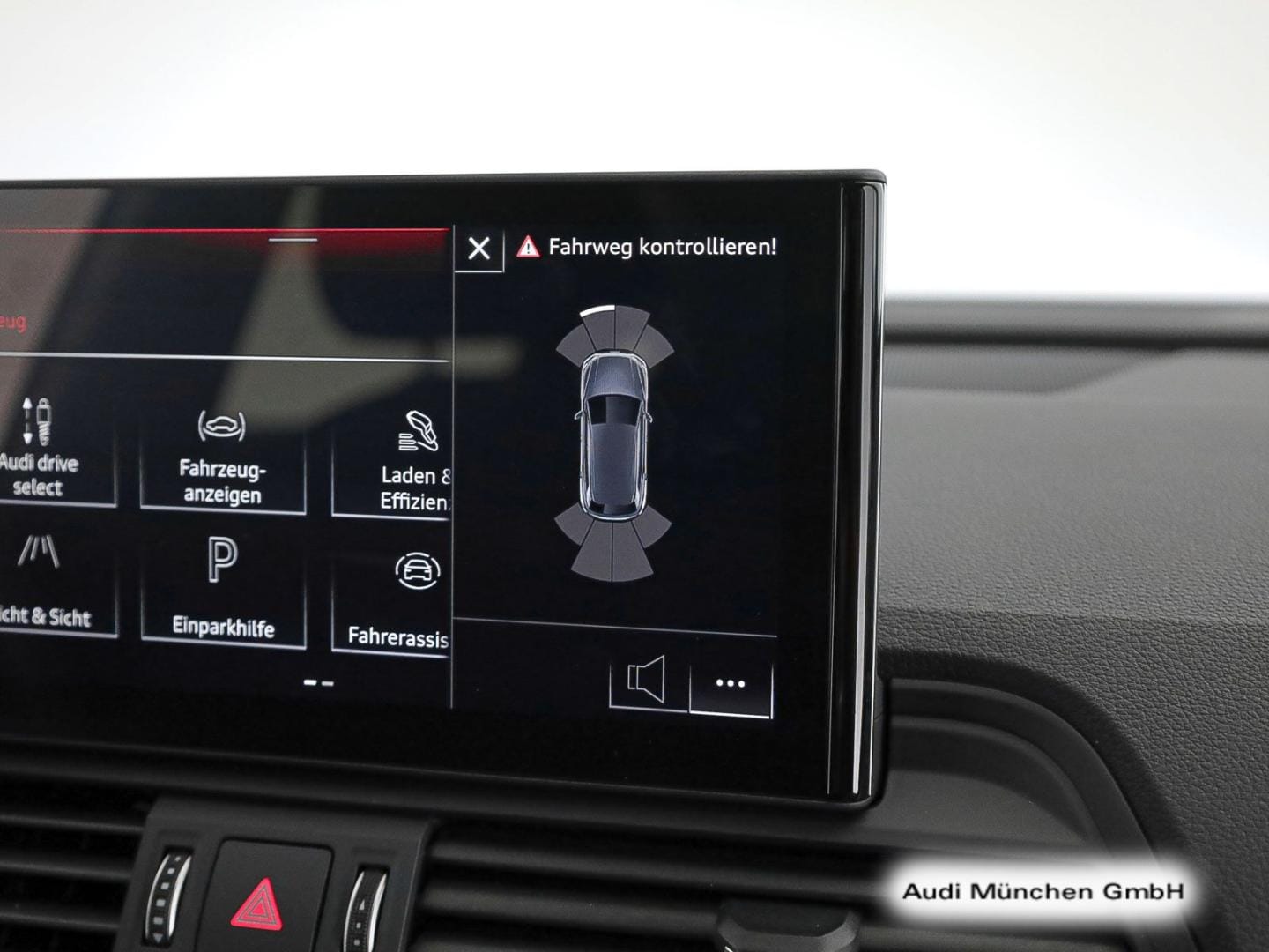 Bild über Audi Q5 TFSI e 50 TFSI e quattro S tronic - für weitere Informationen kontaktieren Sie den Audi Partner