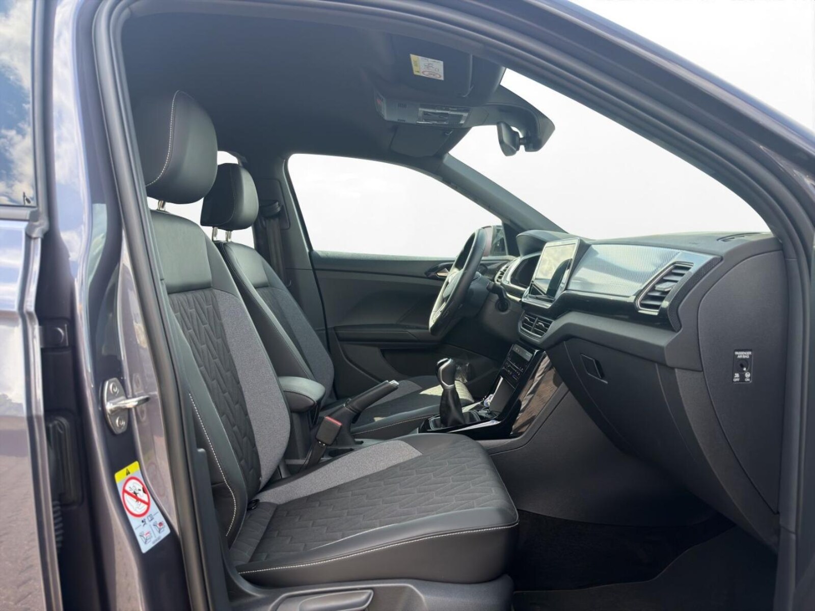 Volkswagen T-Cross – Bild 10