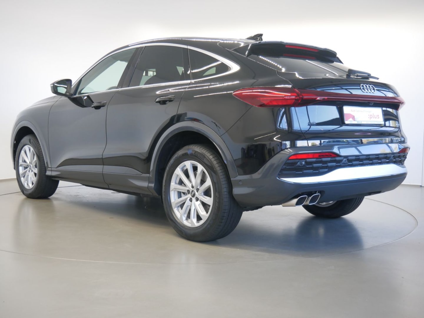 Bild über Audi Q5 Sportback TDI quattro 150 kW S tronic - für weitere Informationen kontaktieren Sie den Audi Partner