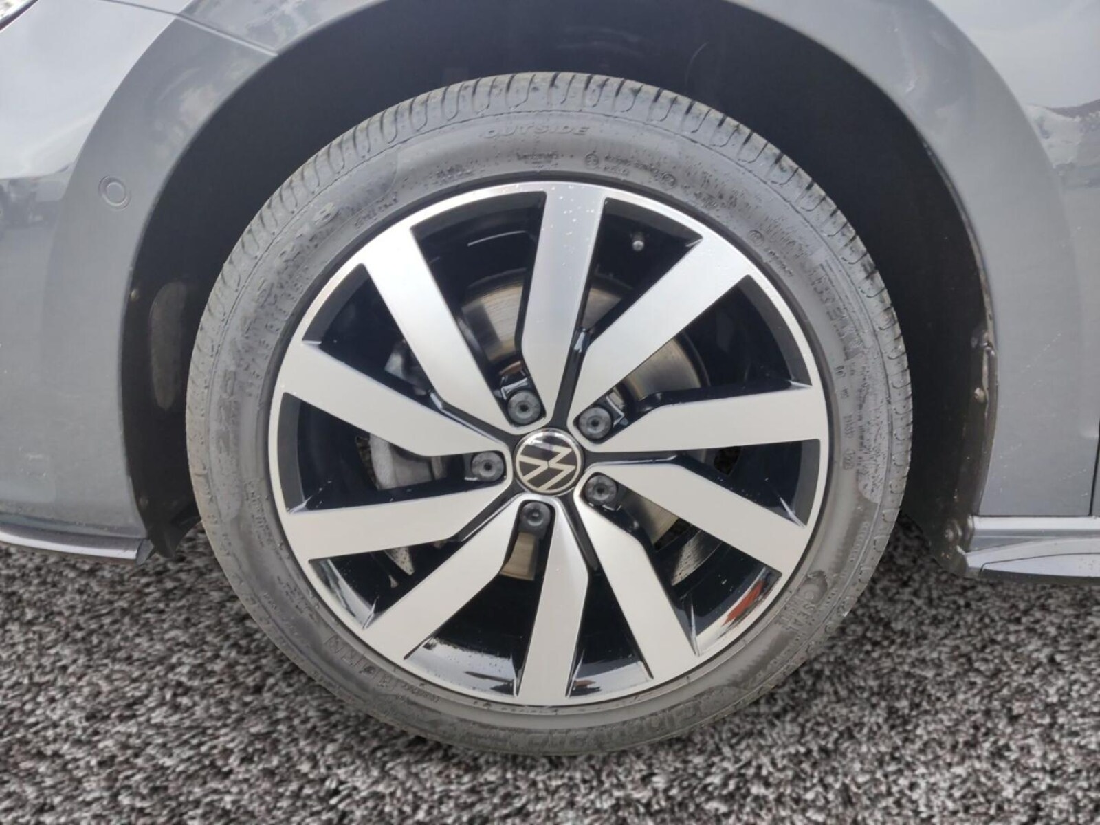 Volkswagen Touran – Bild 11