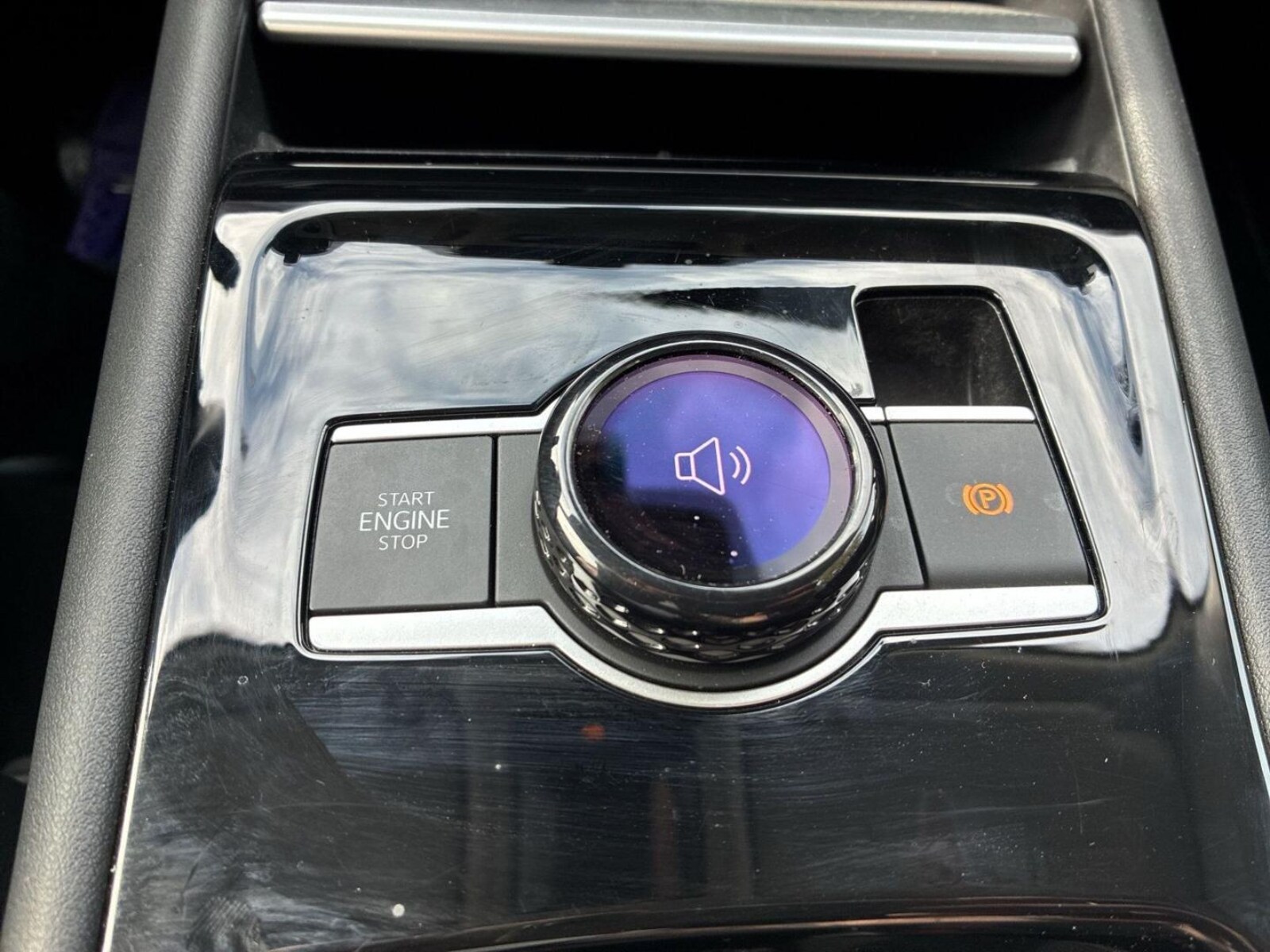 Volkswagen Tiguan – Bild 17