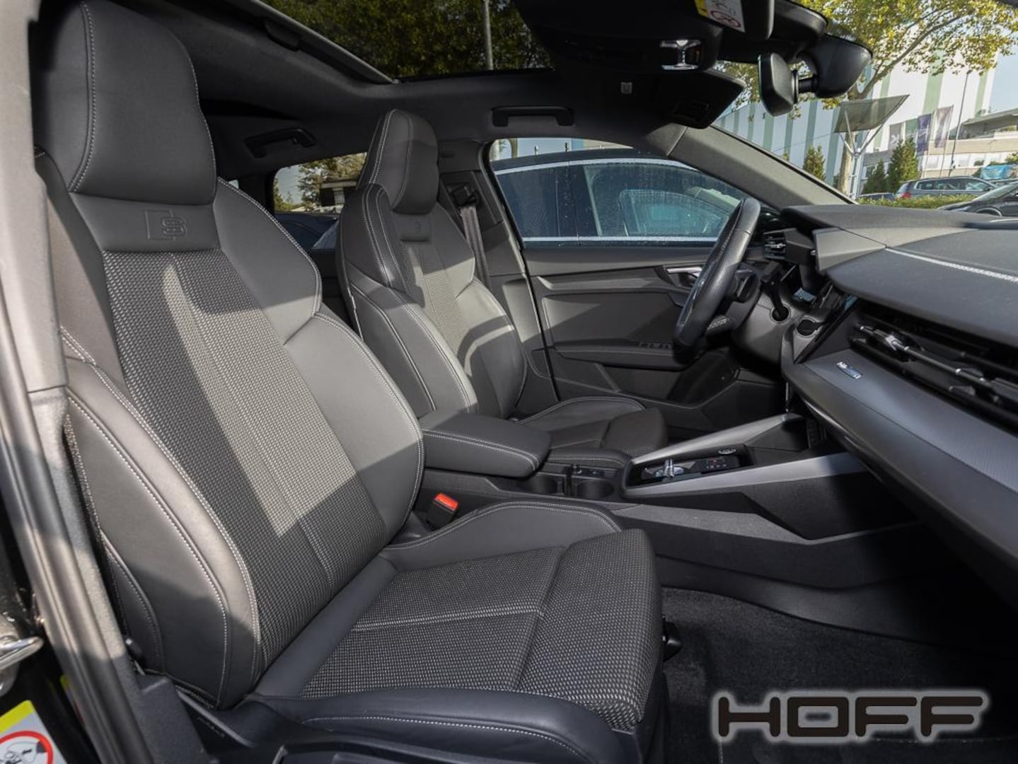 Bild über Audi A3 Sportback TFSI e S line 40 TFSI e S tronic - für weitere Informationen kontaktieren Sie den Audi Partner
