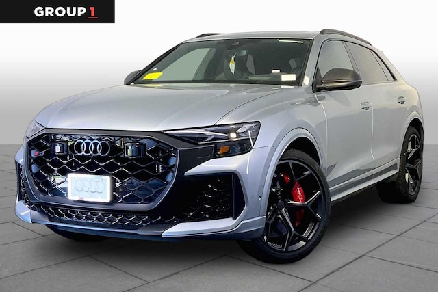 2026 Audi RS Q8 SUV performance