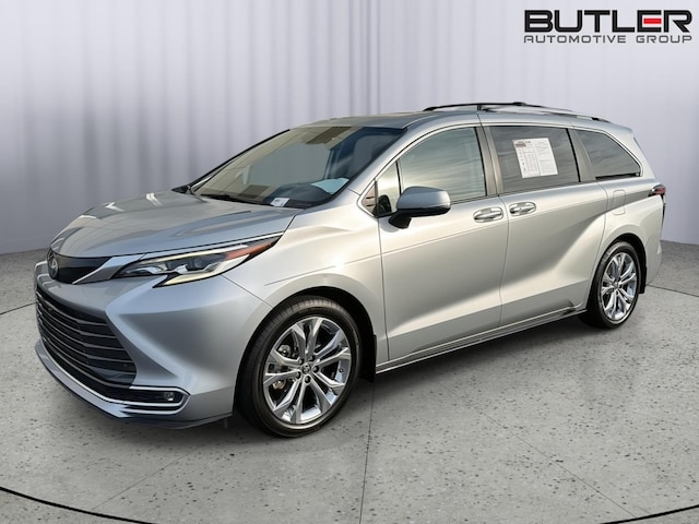 2023 Toyota Sienna