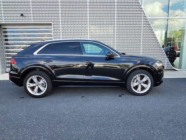 2023 Audi Q8