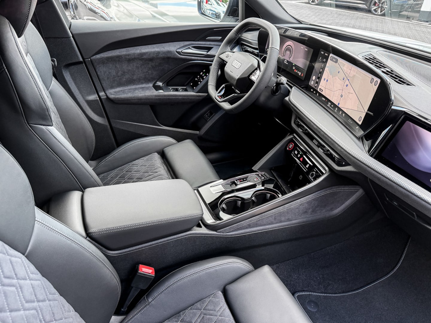 Bild über Audi Q5 Sportback e-hybrid e-hybrid quattro 270 kW S tronic - für weitere Informationen kontaktieren Sie den Audi Partner
