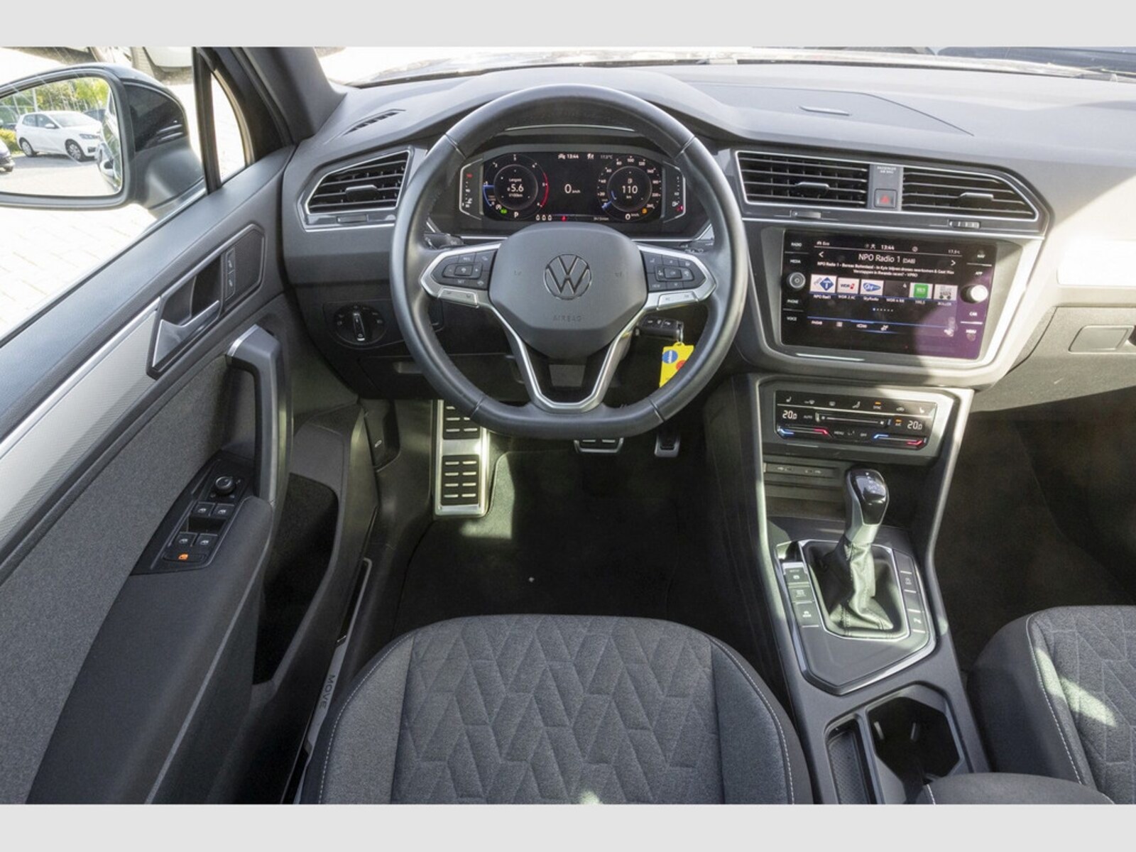Volkswagen Tiguan – Bild 15
