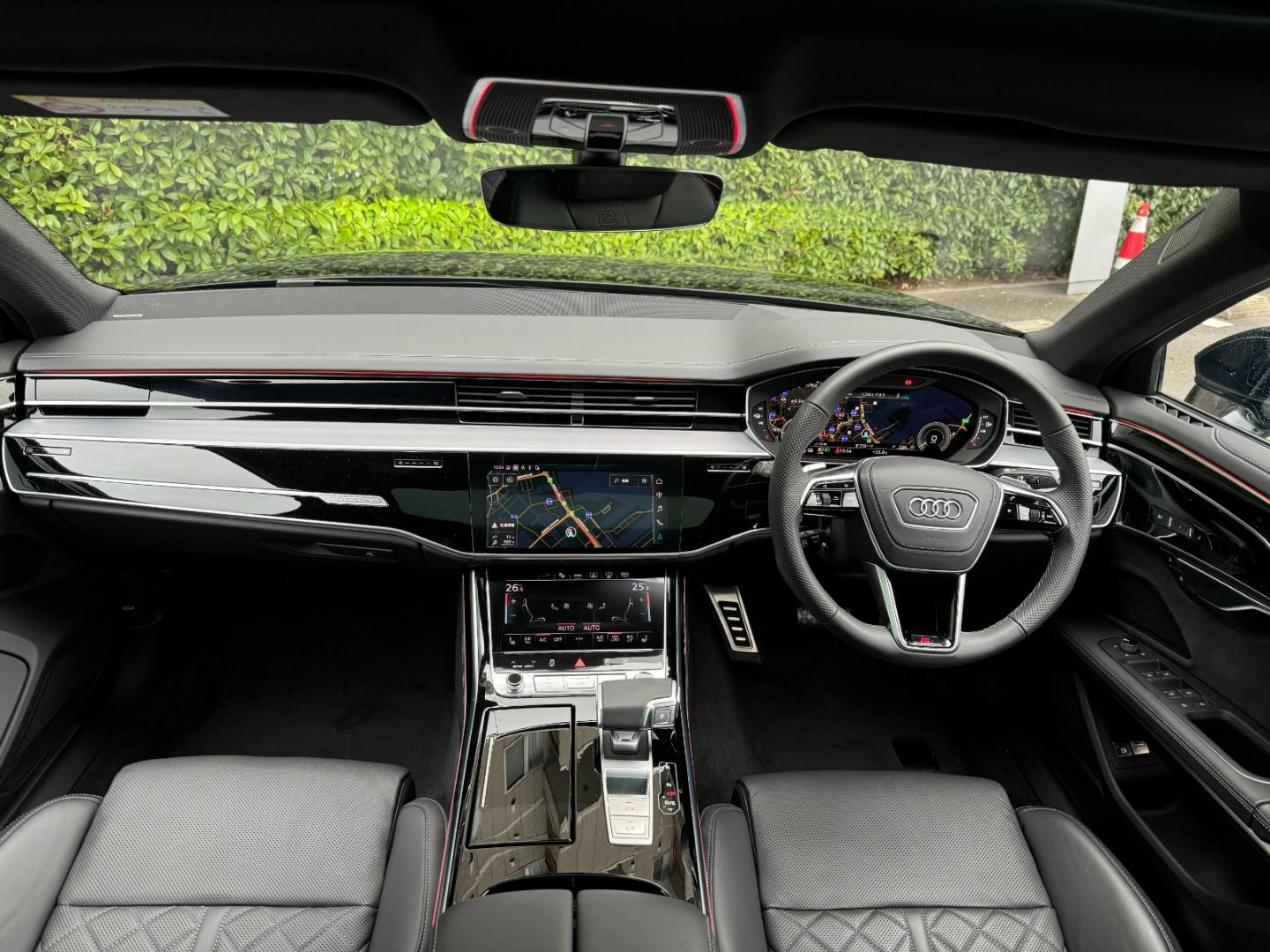 Audi A8 TFSI e