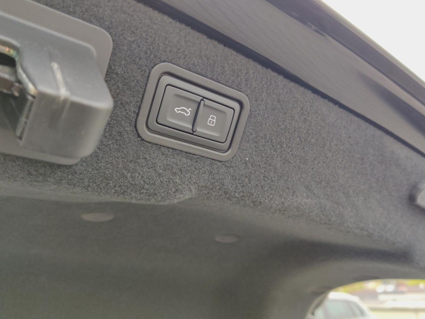 Image about Audi A8 55 TFSI quattro tiptronic