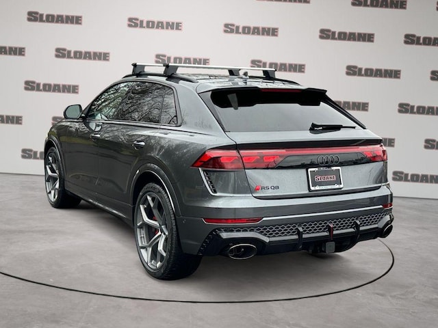 2026 Audi RS Q8 SUV performance