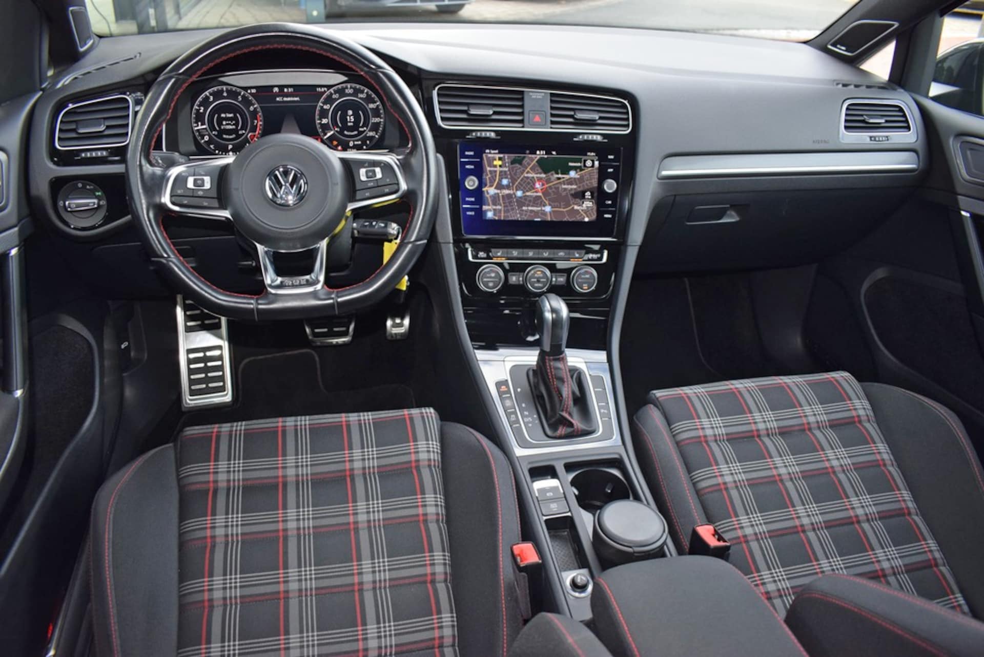 Volkswagen Golf GTI Performance