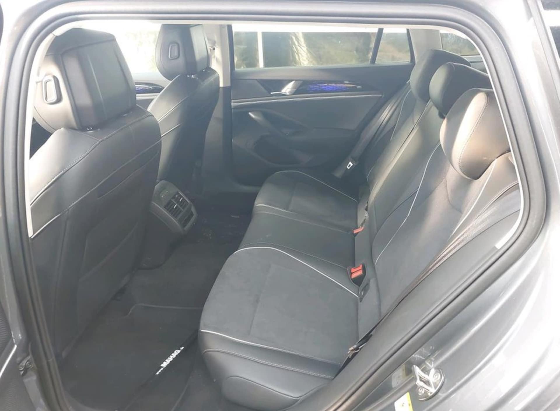 Volkswagen Passat Business