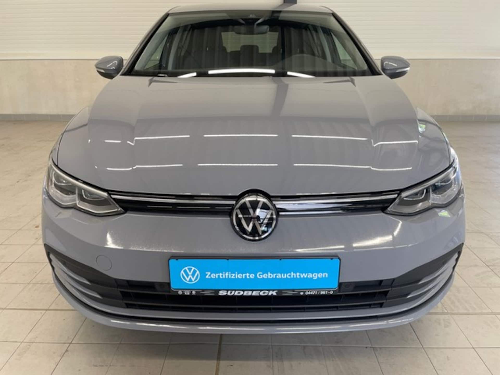 Volkswagen Golf Life