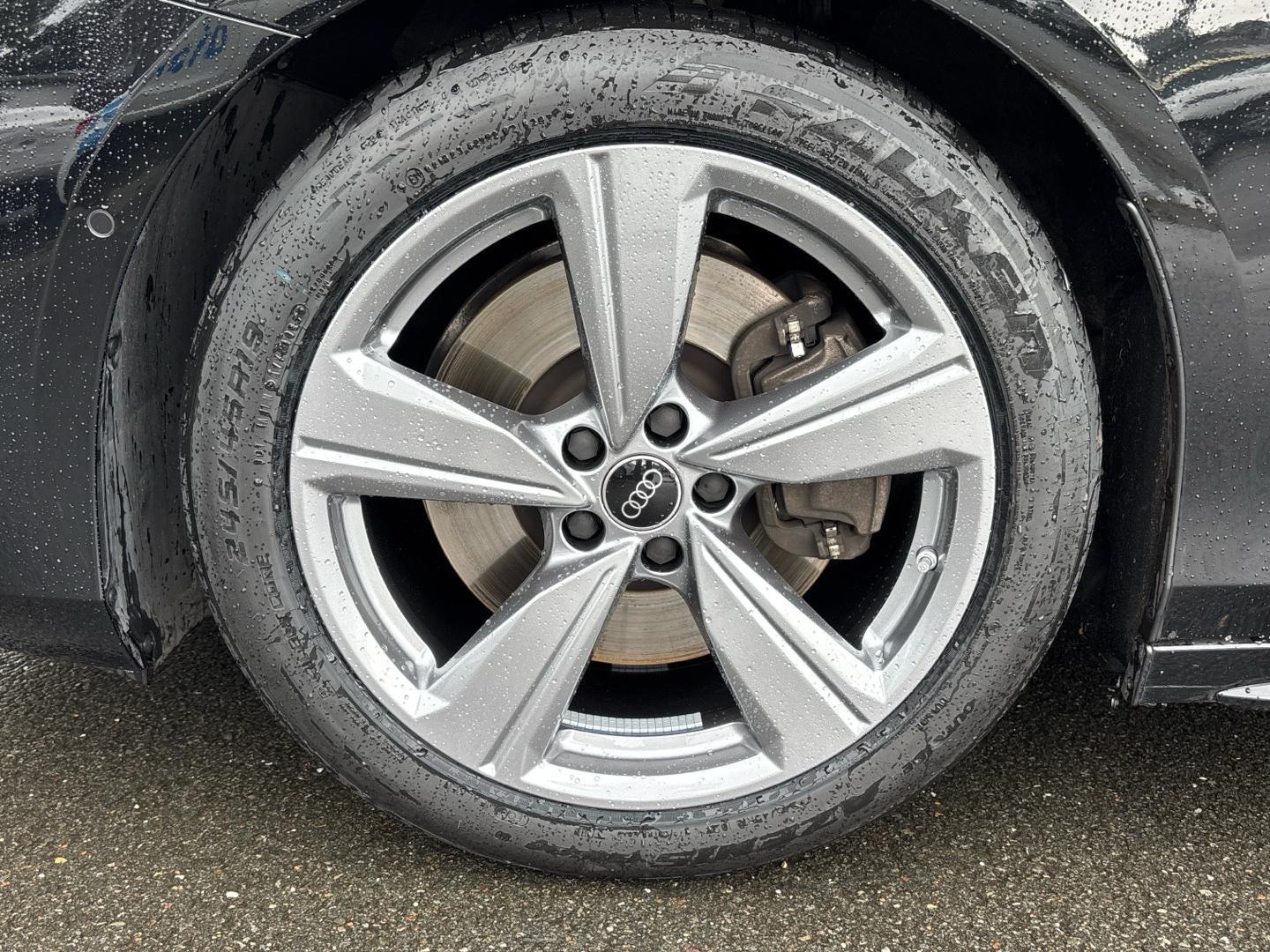 Bild über Audi A6 Avant TDI quattro 150 kW S tronic - für weitere Informationen kontaktieren Sie den Audi Partner