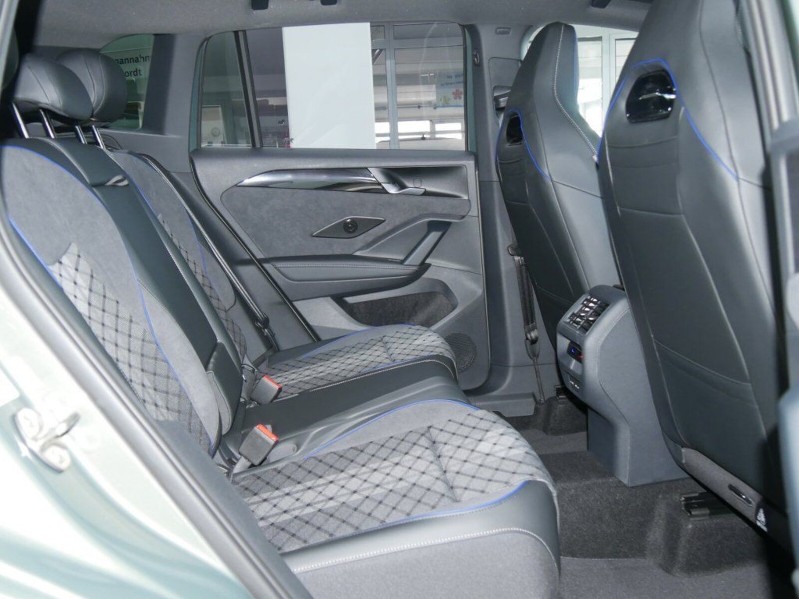 Volkswagen Tiguan – Bild 6